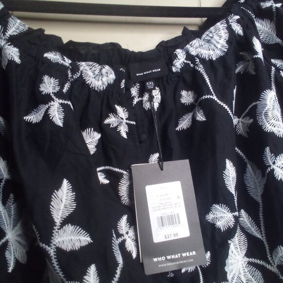 Who What Wear Blouse XXL Cropped Short Sleeve Black White Floral - Picture 5 of 13